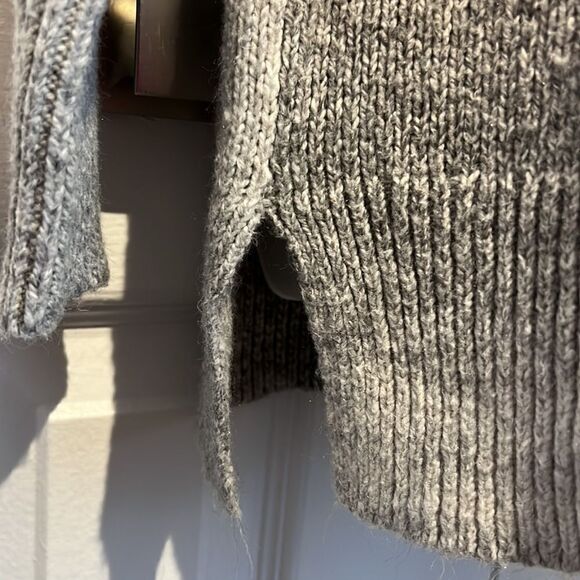 ‎Chaps Grey Two Toned Turtleneck Sweater Size M - Picture 5 of 11